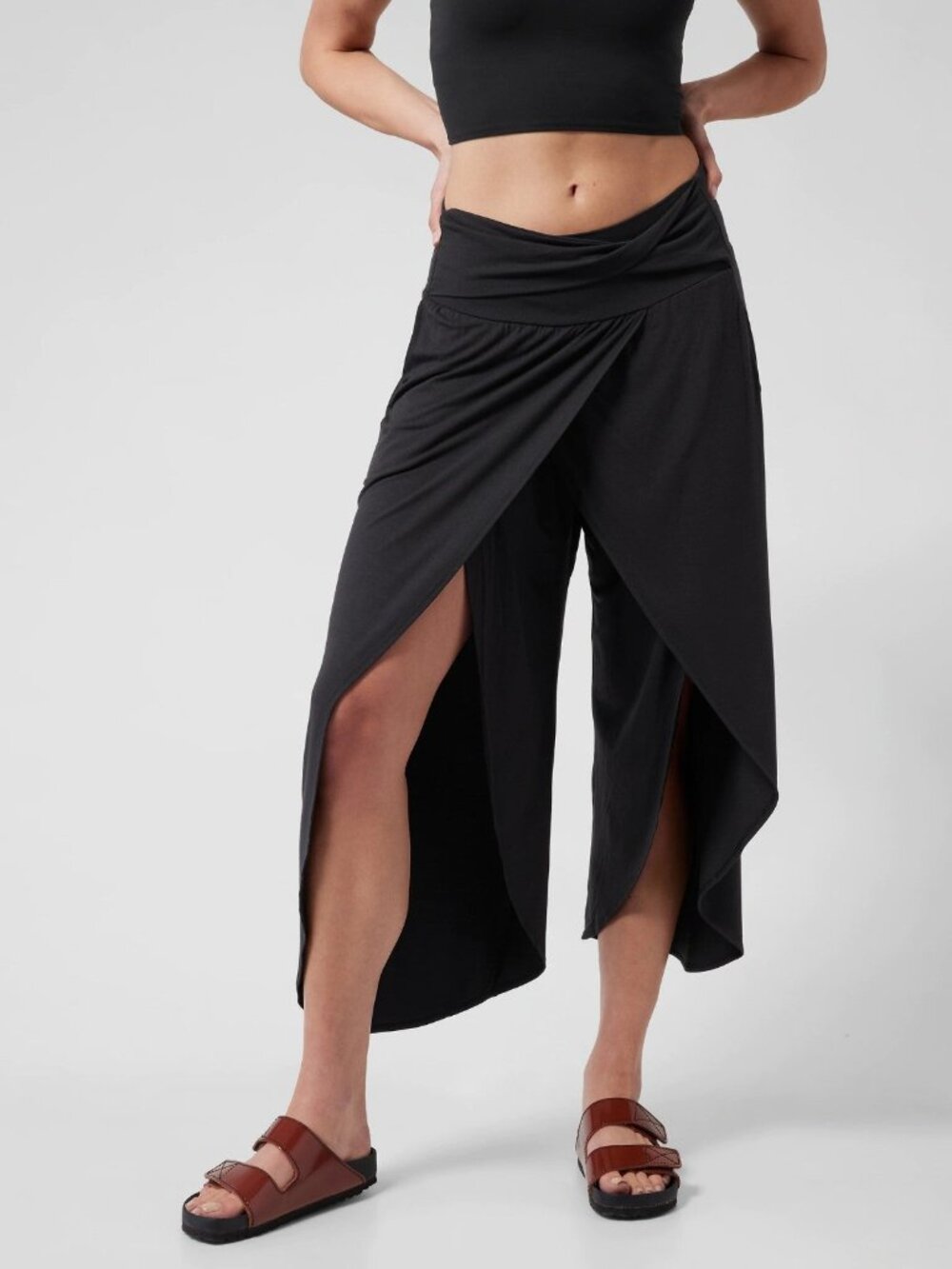 RARE Athleta Release Pant, size XS, Black